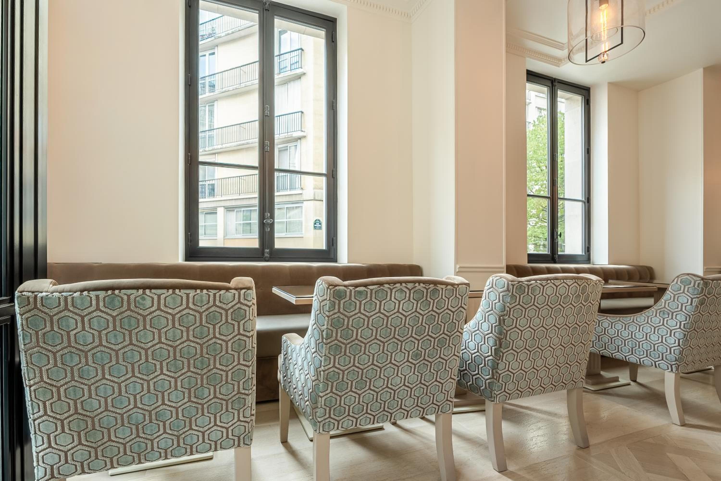 Hôtel Saint-Louis Jardin du Luxembourg