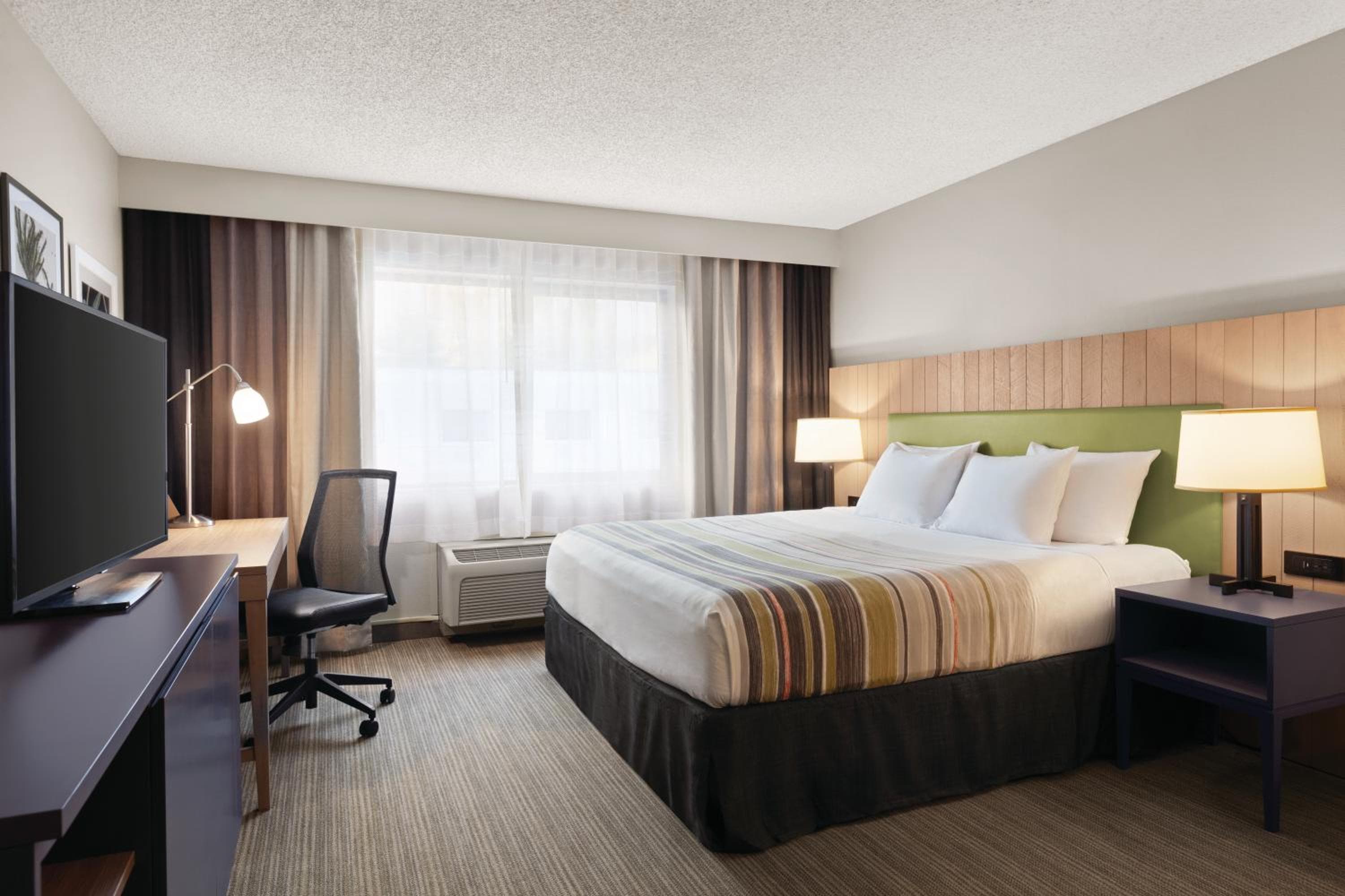 Country Inn & Suites by Radisson Seattle-Bothell