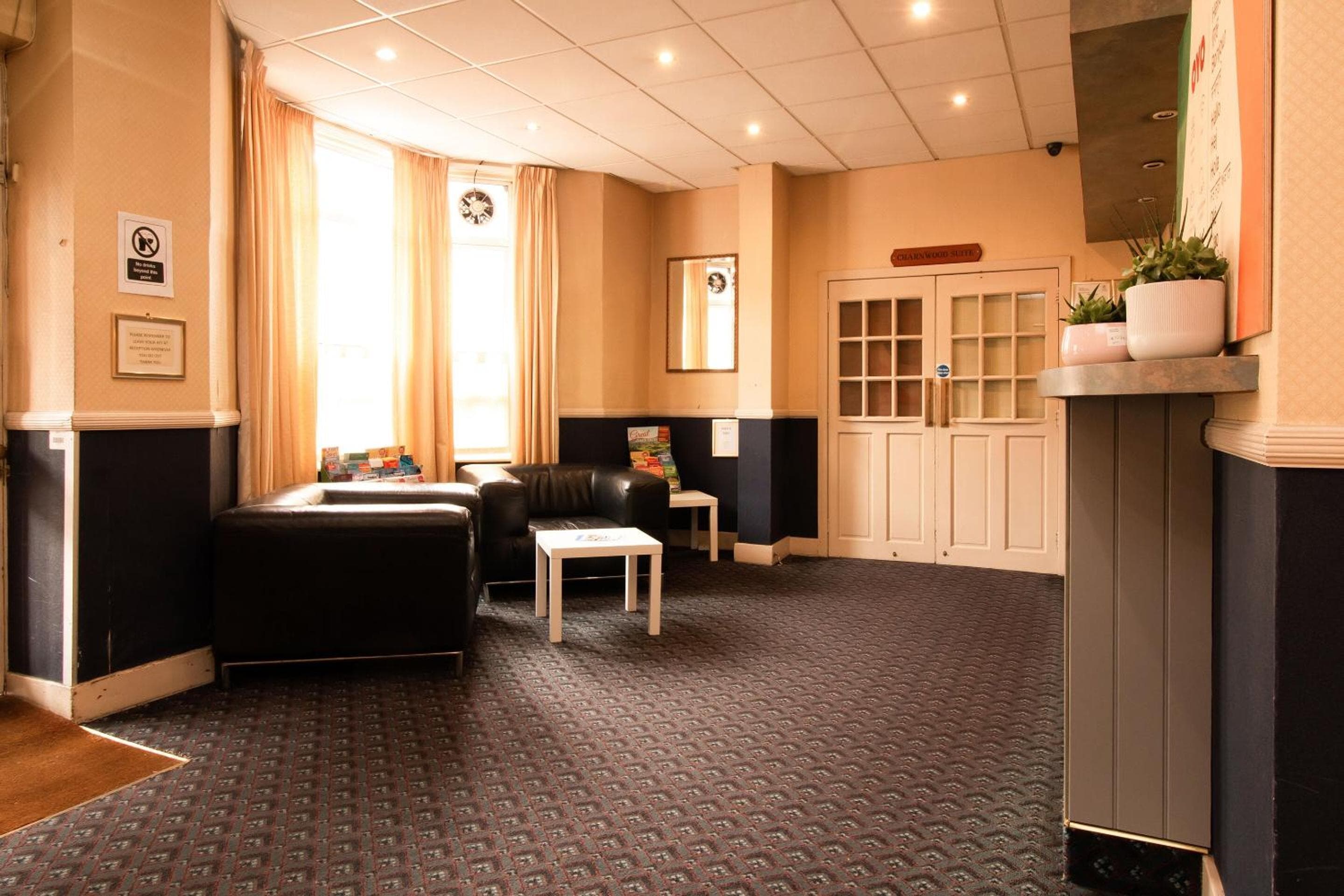 Cardiff Central Hotel by Belvilla