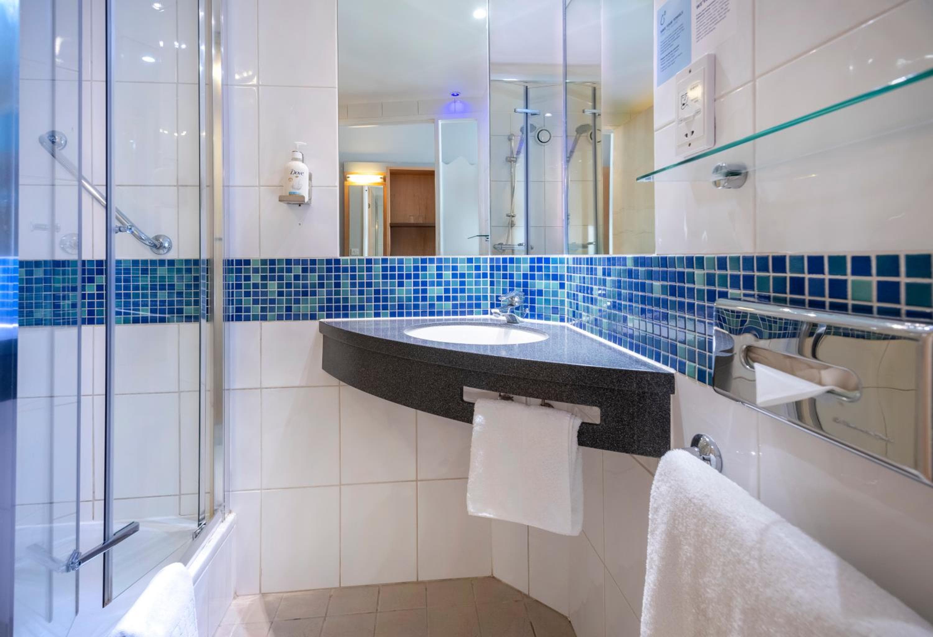 Holiday Inn Express - Stevenage