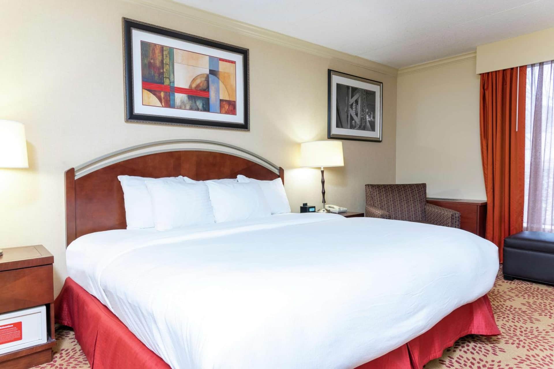 DoubleTree by Hilton Hotel Grand Rapids Airport