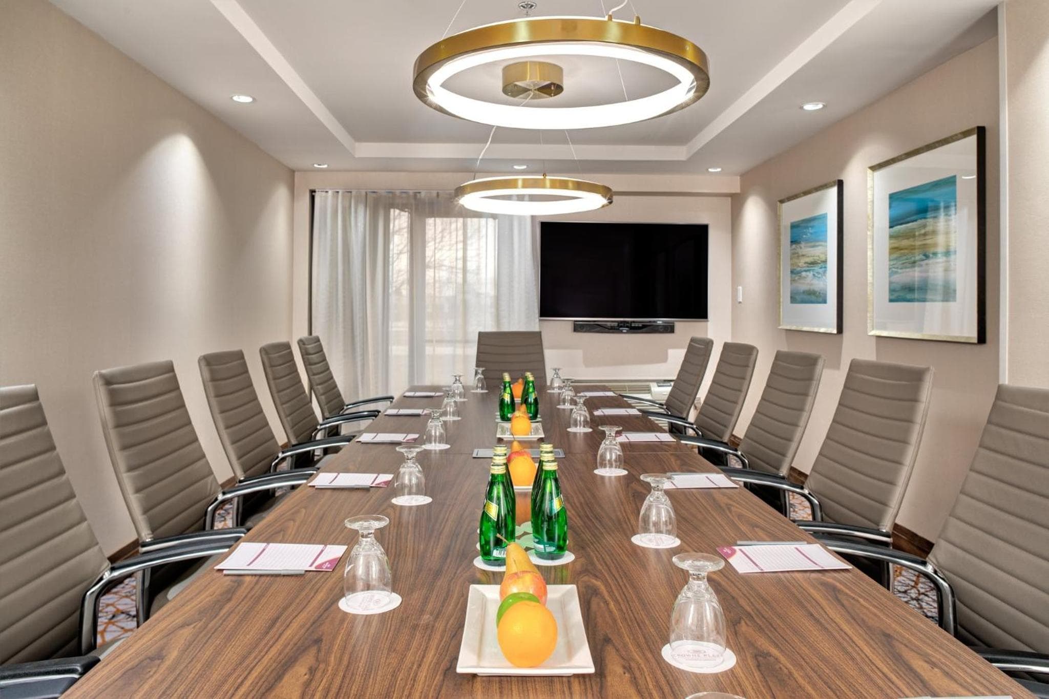 Crowne Plaza Toronto Airport by IHG