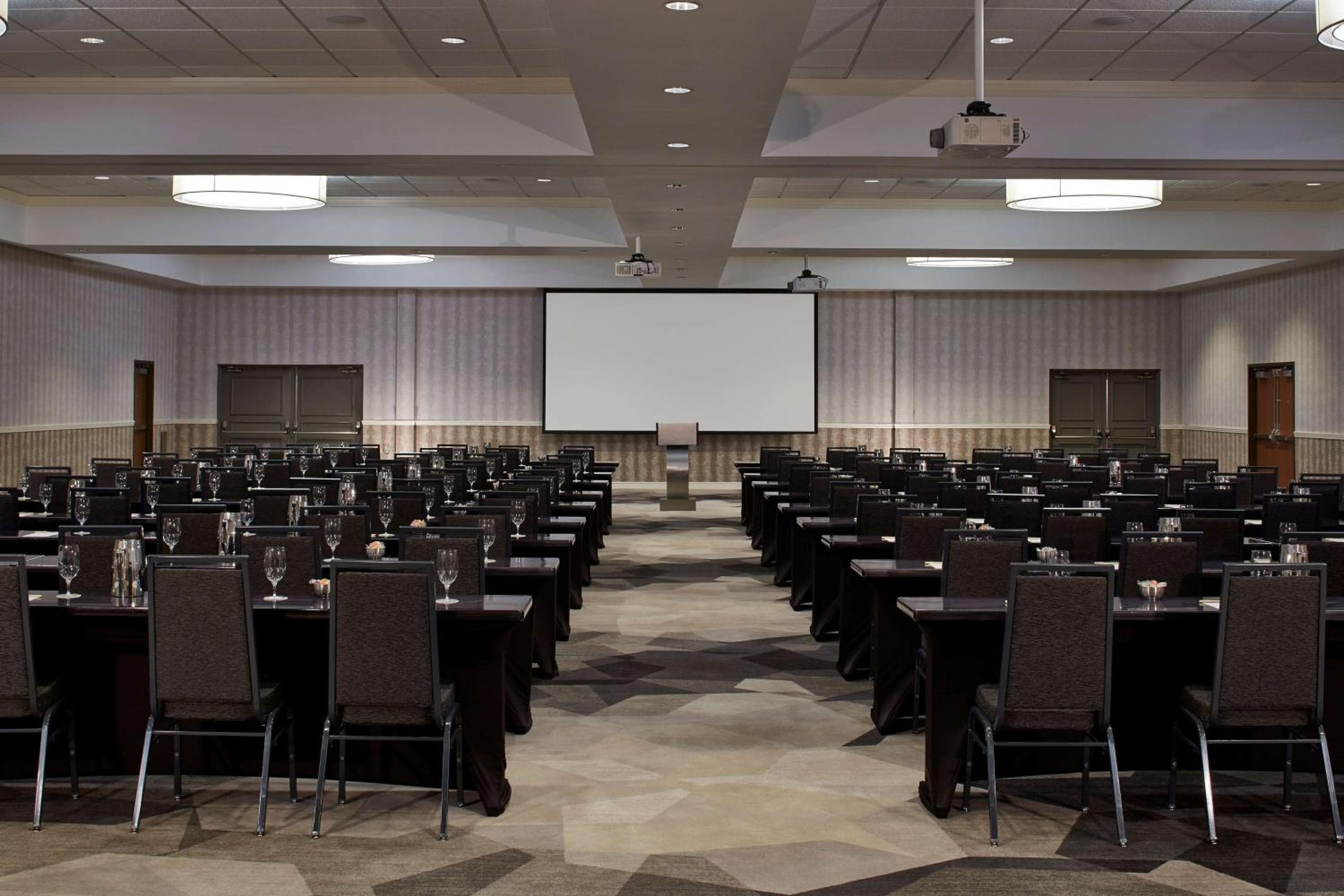 Doubletree Atlanta Perimeter-Dunwoody