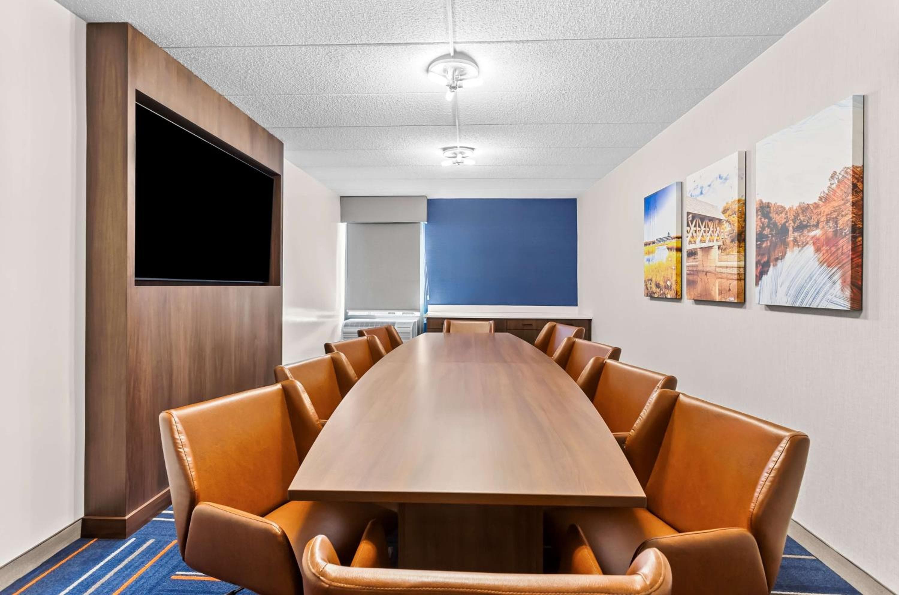 Hampton Inn Chicago-Naperville