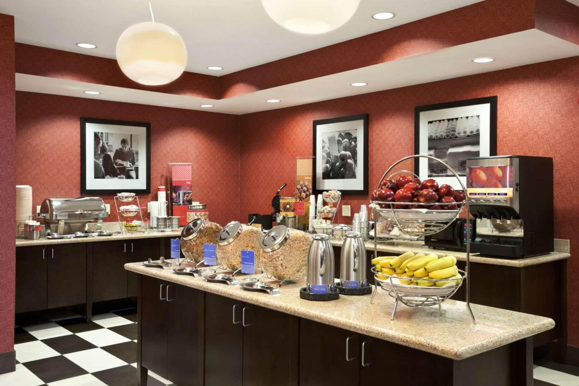 Hampton Inn & Suites Conroe I-45 North