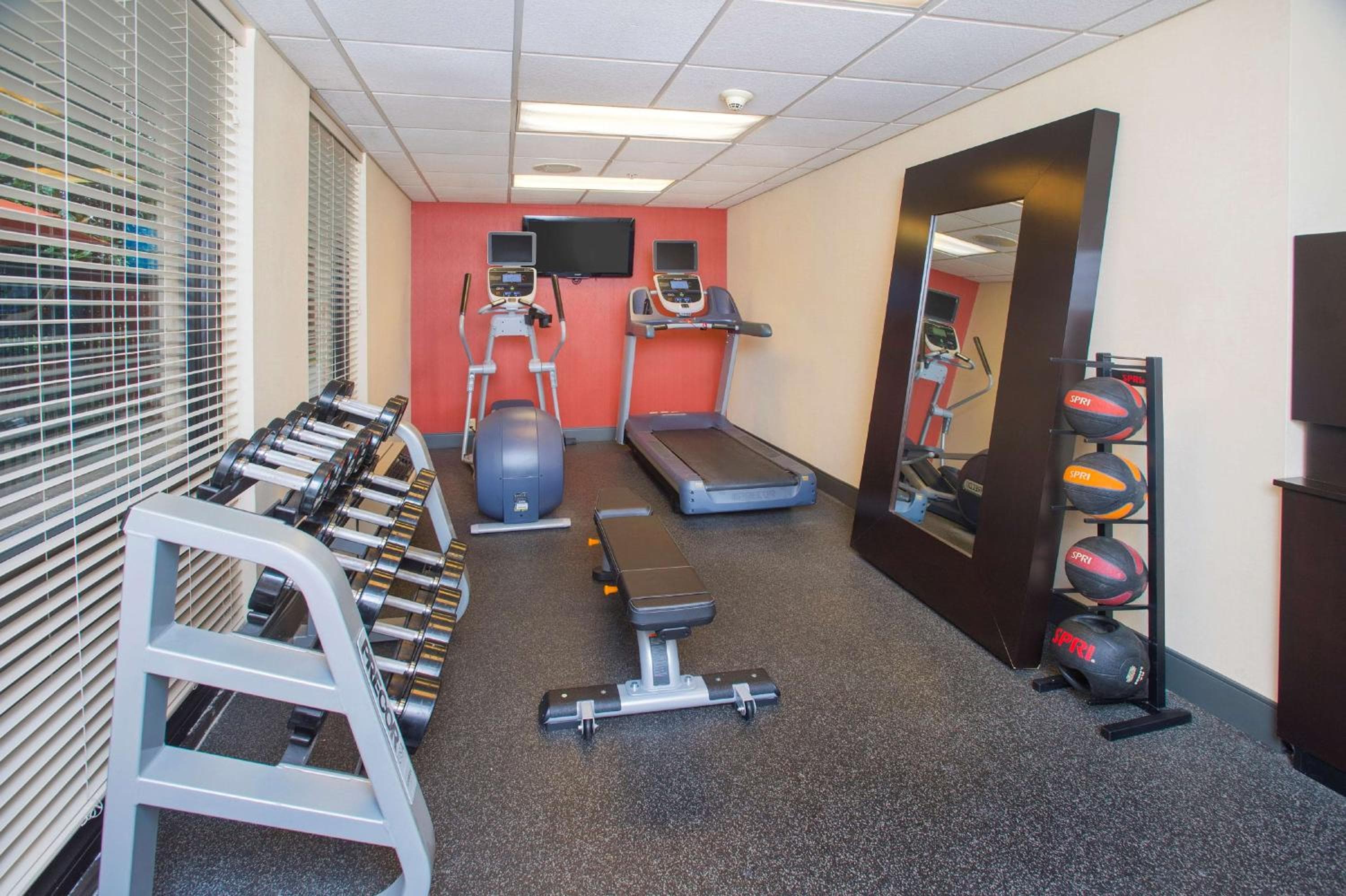 Hampton Inn & Suites Annapolis