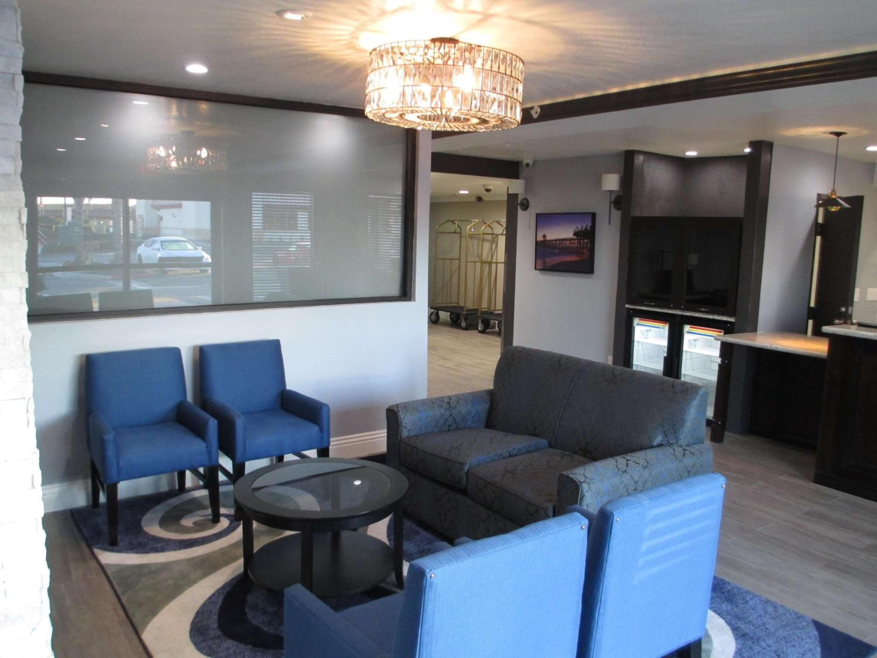 Best Western Plus Diamond Valley Inn
