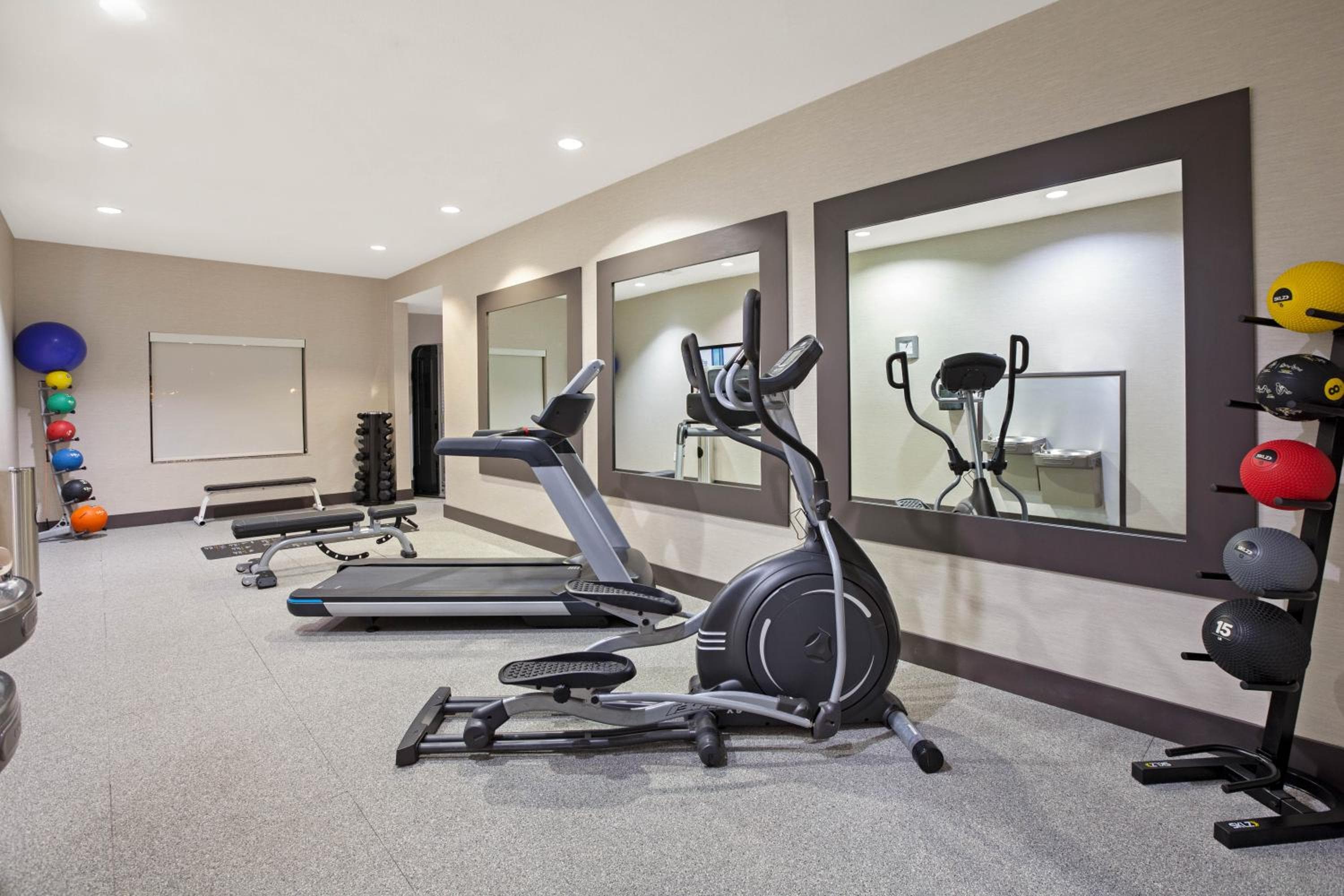 La Quinta Inn & Suites By Wyndham Houston Pasadena North