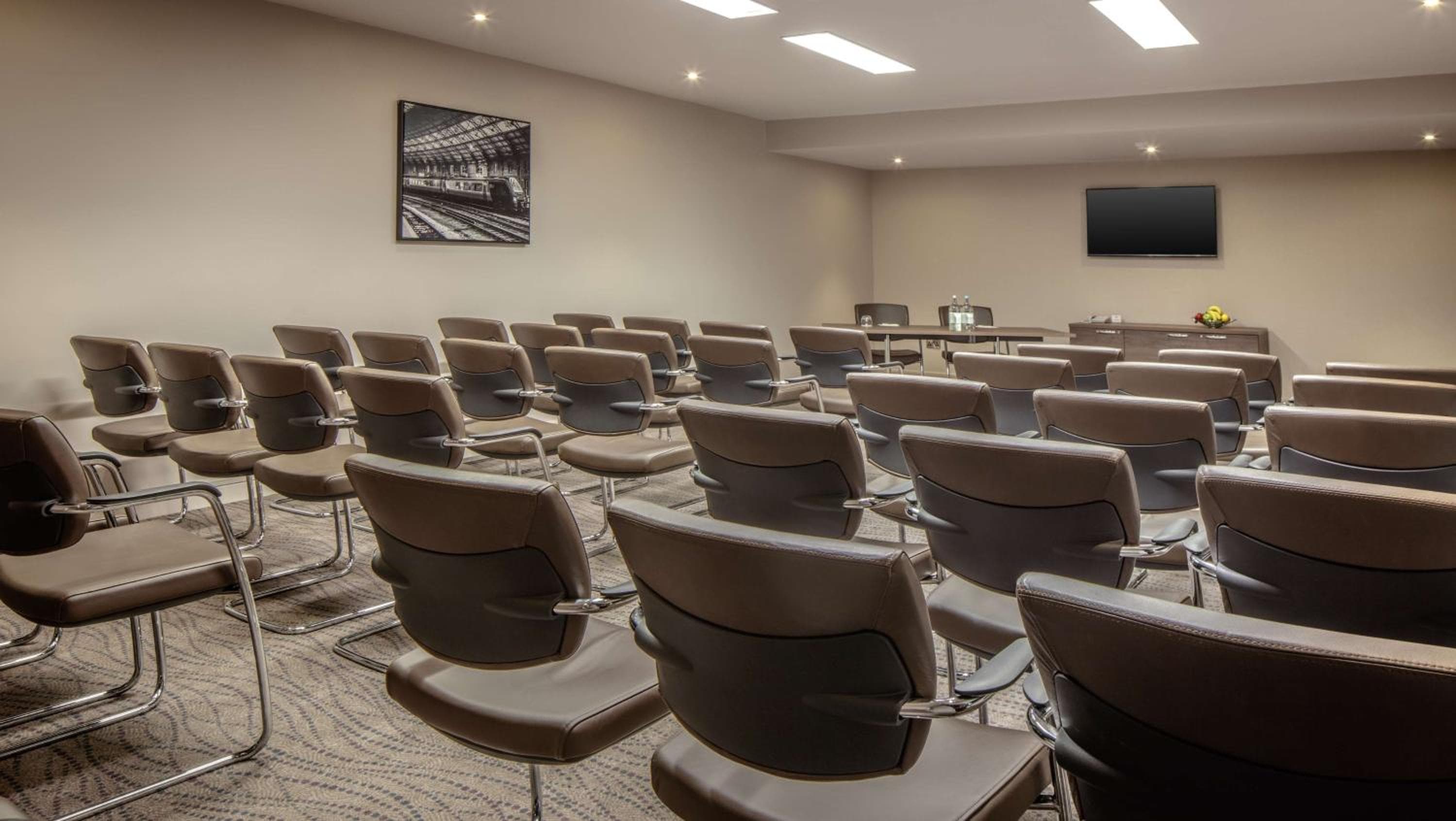 DoubleTree by Hilton Bristol City Centre