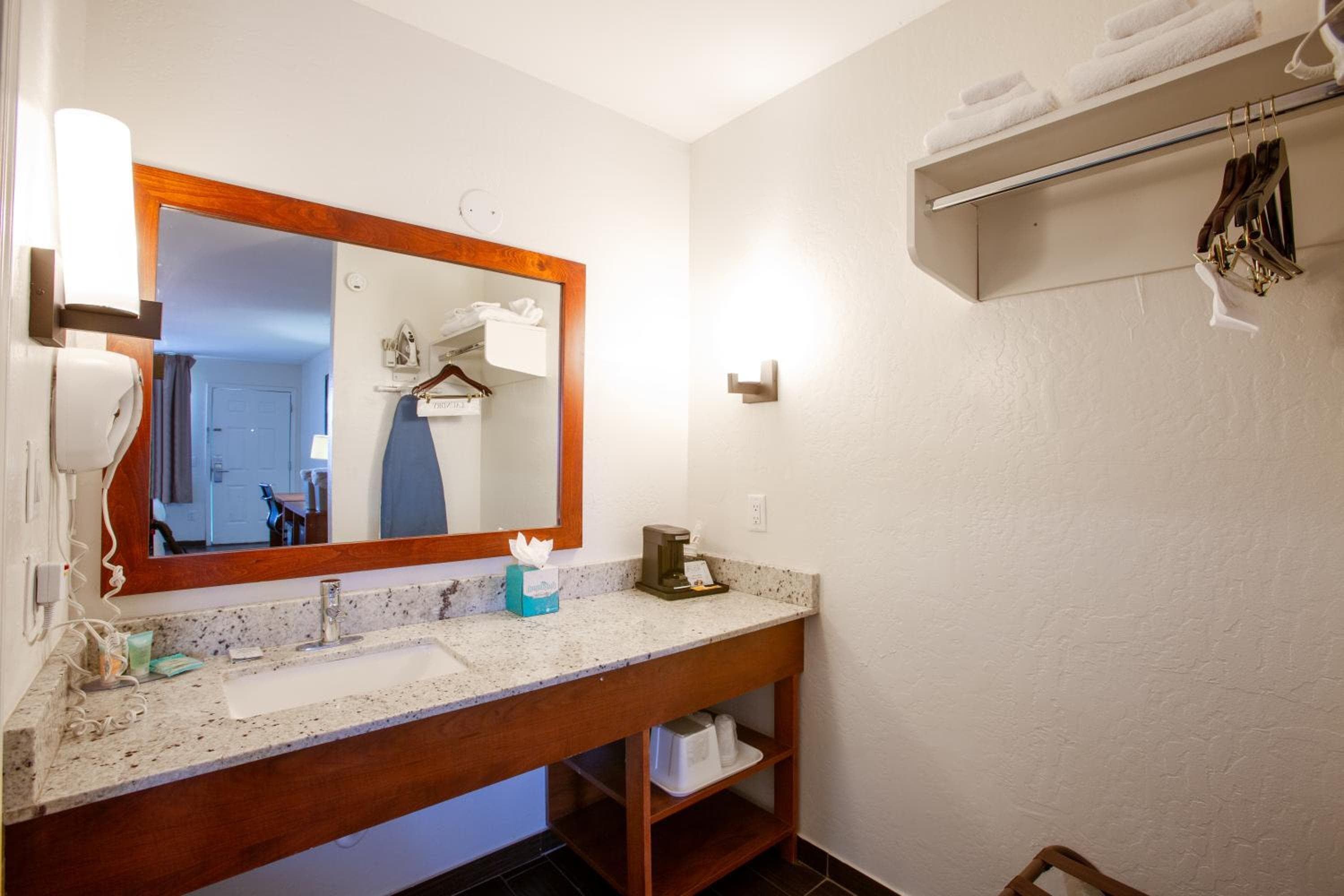 The Hotel Serene Glendale Peoria, Surestay Collection by Best Western