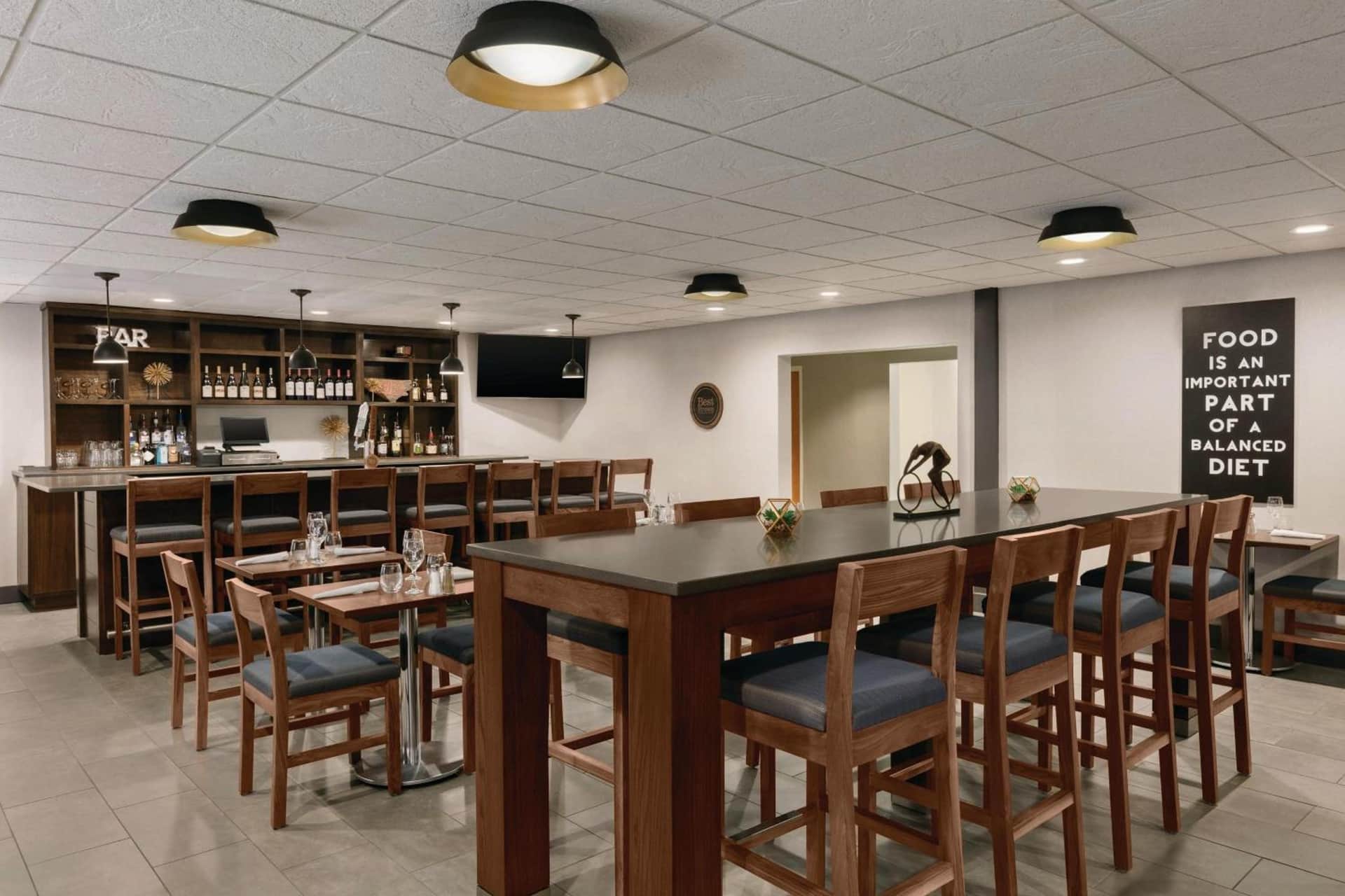 Four Points by Sheraton Raleigh Arena