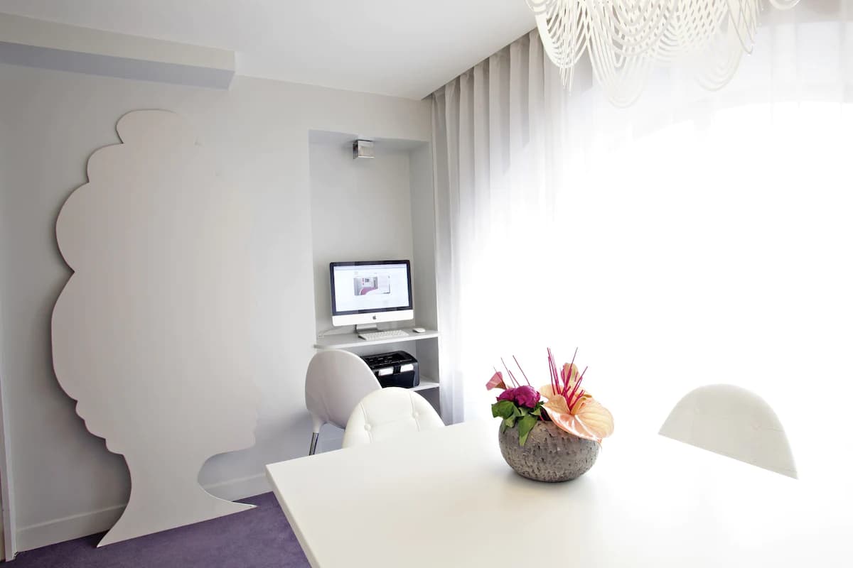 Hotel Elysée Secret