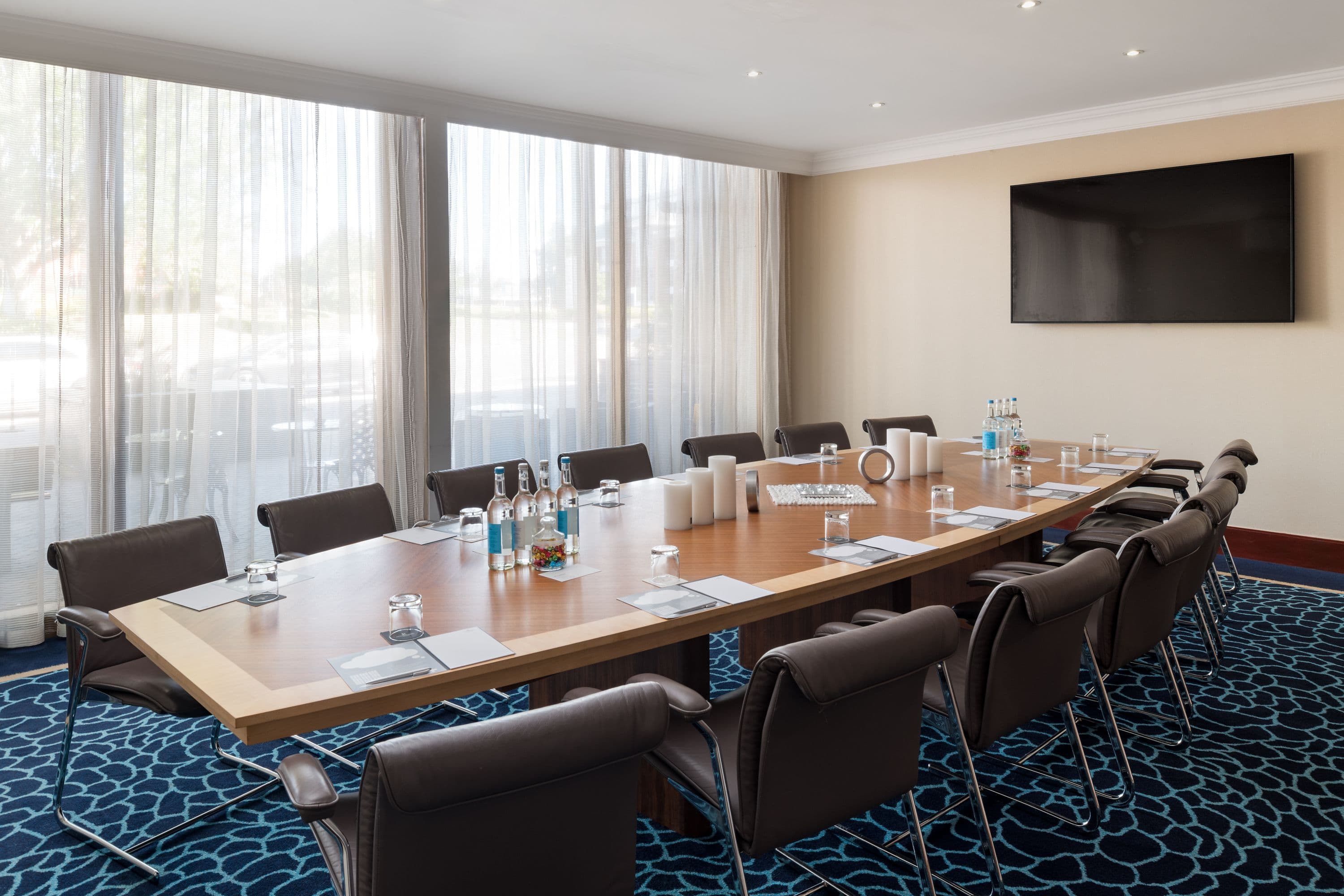 Renaissance London Heathrow Hotel