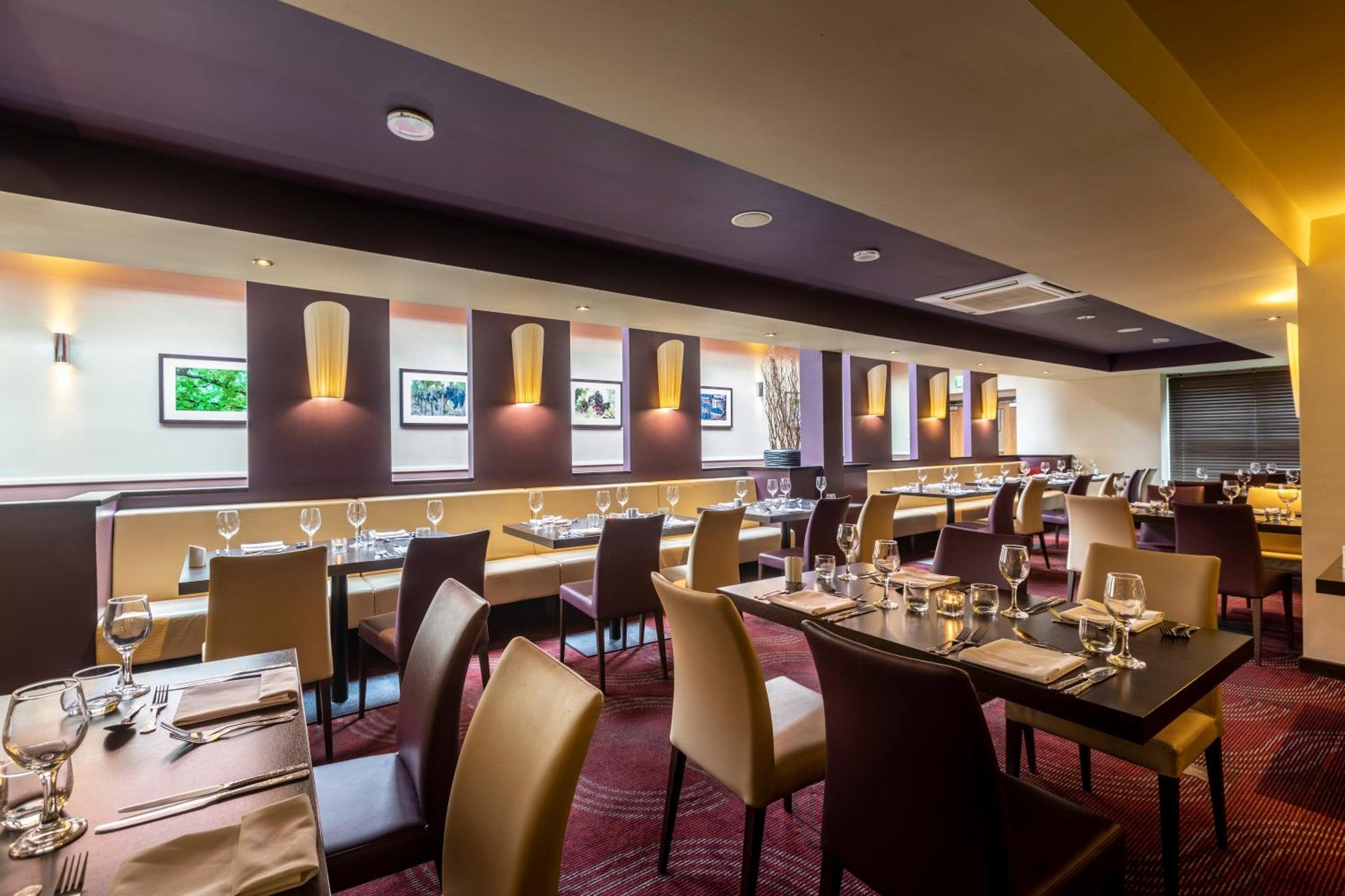 Gloucester Robinswood Hotel, Signature Collection By Best Western
