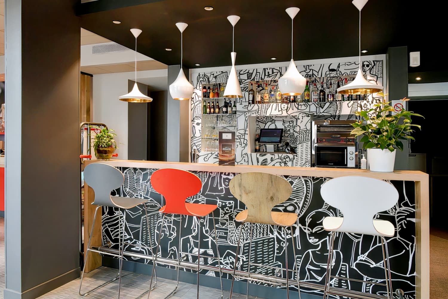 ibis Saint Quentin Basilique