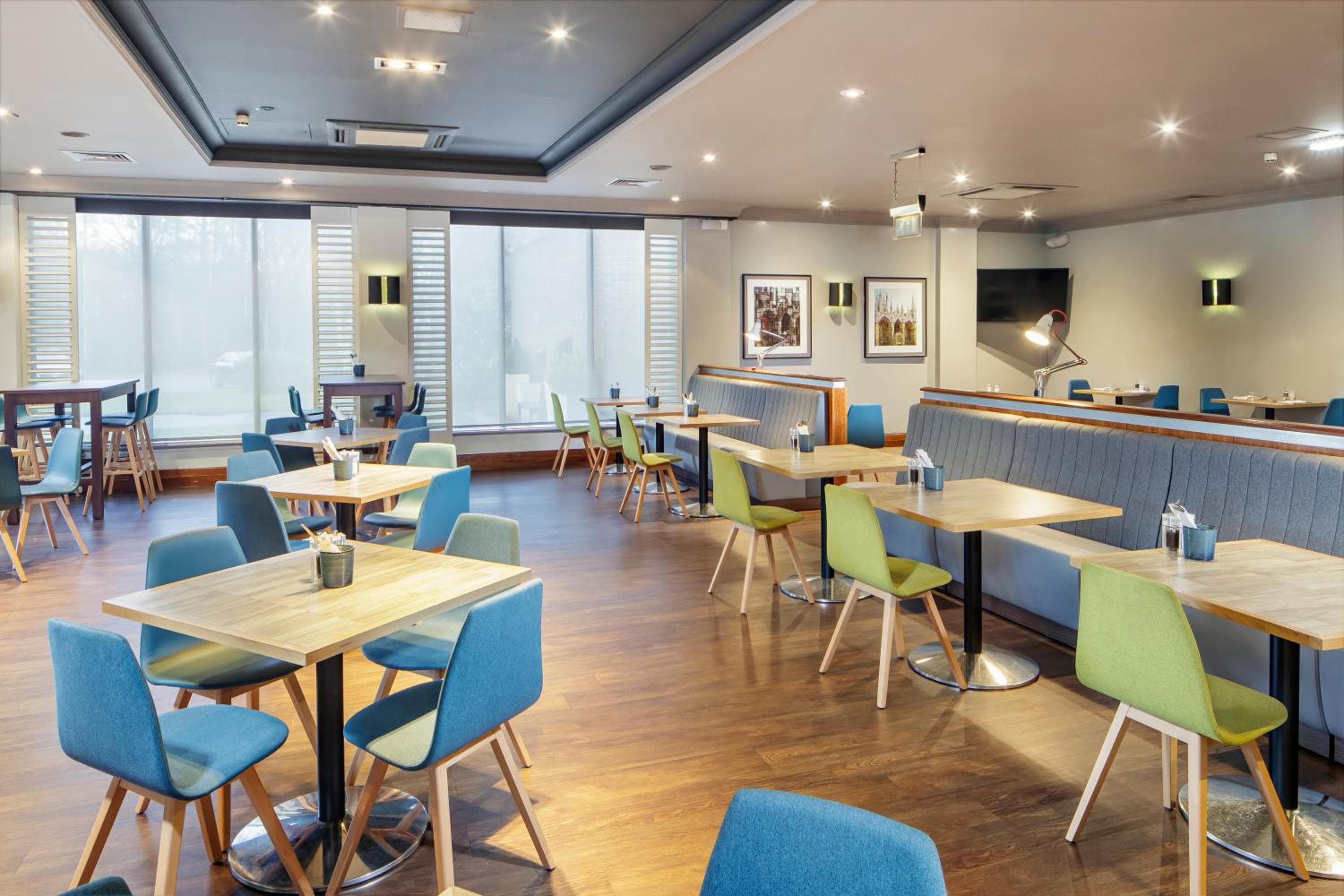 Holiday Inn Peterborough West, an IHG Hotel