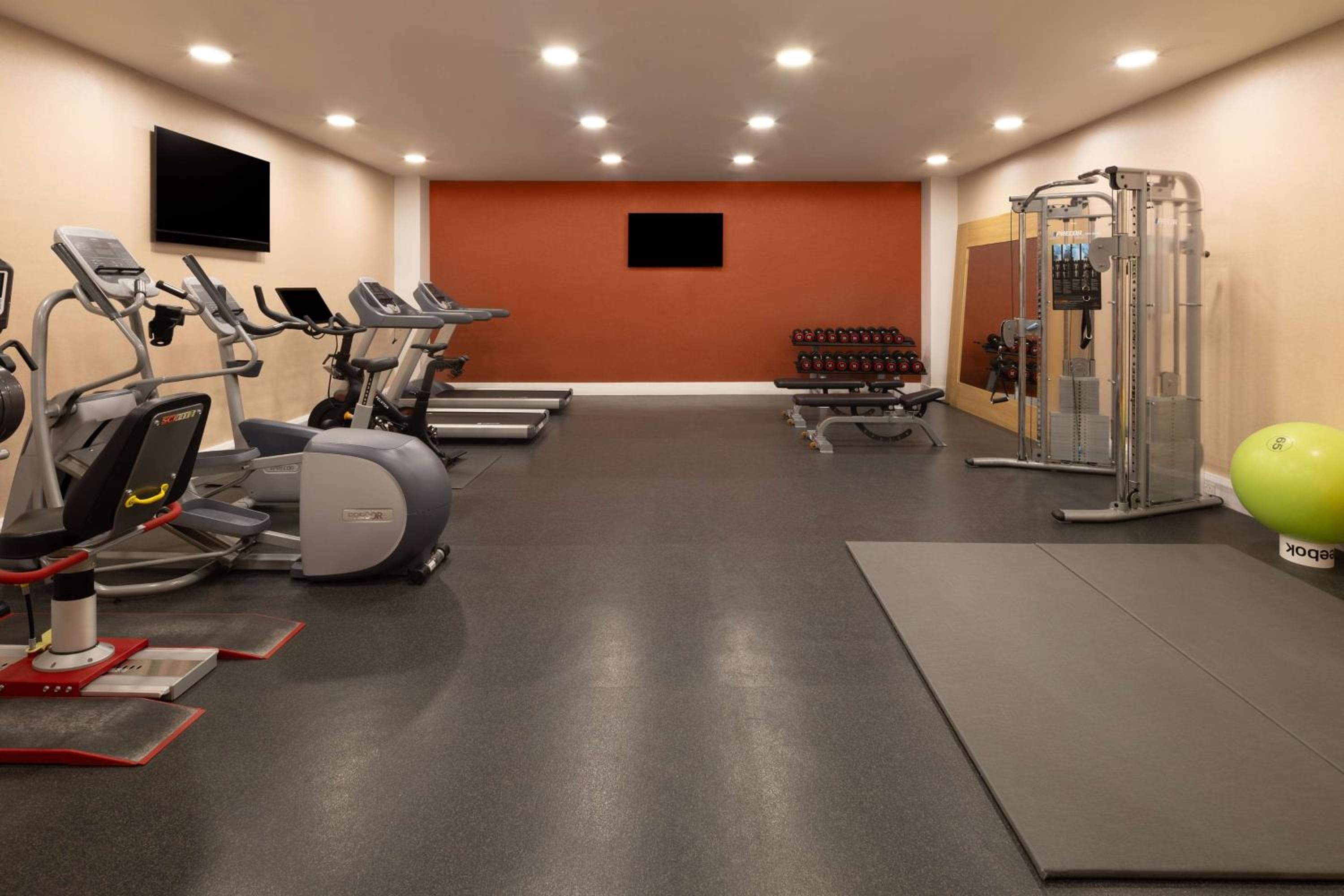 Hampton by Hilton London Gatwick Airport