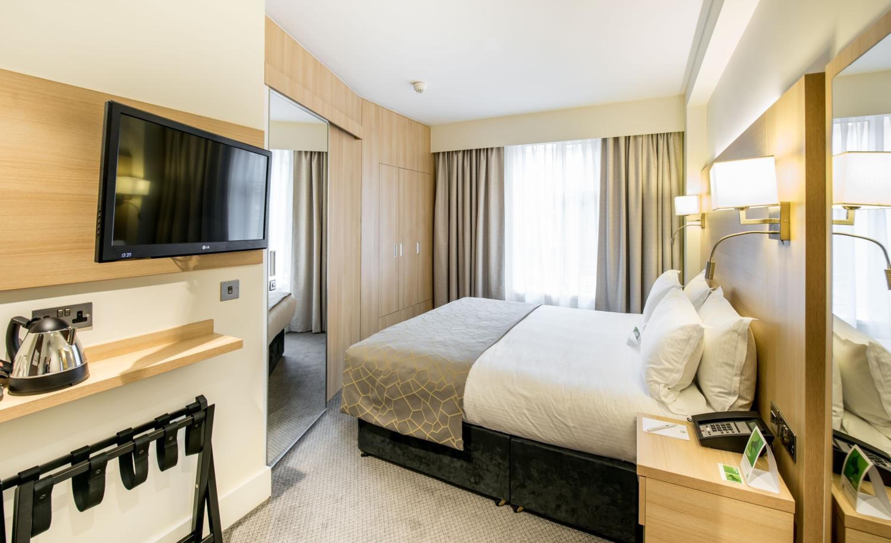 Holiday Inn London Kensington High Street